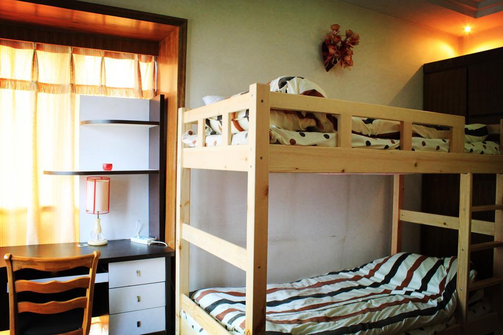 Qingdao Huayang Youth Hostel Exterior photo